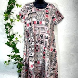 LuLaRoe Carly —Pinks Tans Cream Size XL.